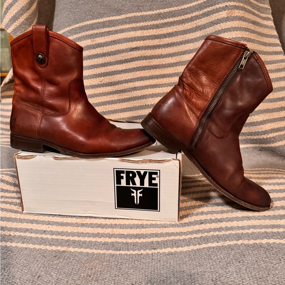 GORGEOUS COGNAC FRYE MELISSA ANKLE BOOTS SIZE 10